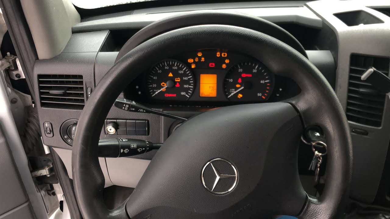 Cold Start Mercedes Sprinter 313 CDi 2.2d