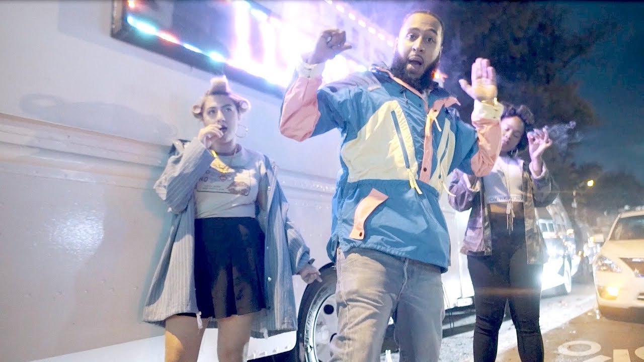 Que Lo Que Boyz - Papi Chulo (Official Video)