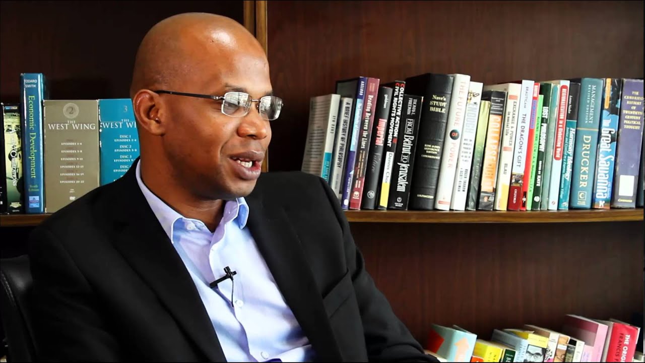 January Makamba azungumzia maisha yake, siasa familia na Urais 2015 - Part 1