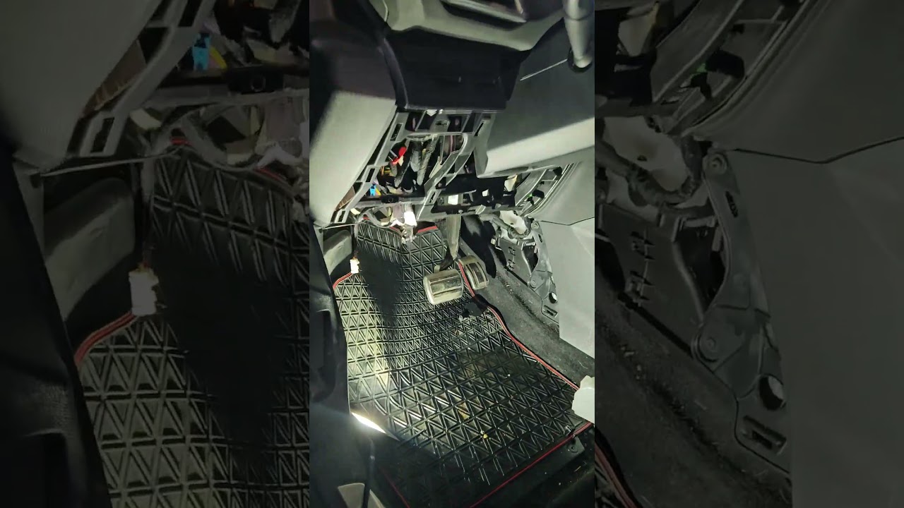 PEUGEOT 3008 heater core location