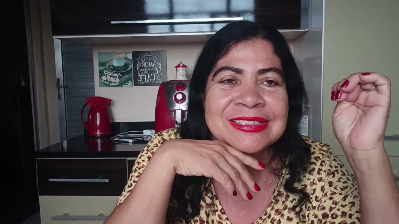 Café ☕ da manhã só com Mara Silva 😋😁