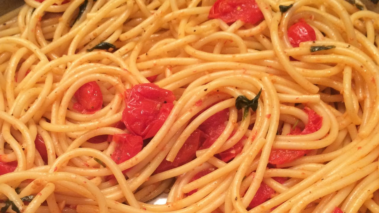 SPAGHETTI AI POMODORINI FRESCHI | FoodVlogger