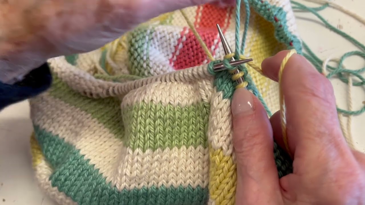 Stop Weaving Ends! Carrying new new yarn (or new color) across back of work.
