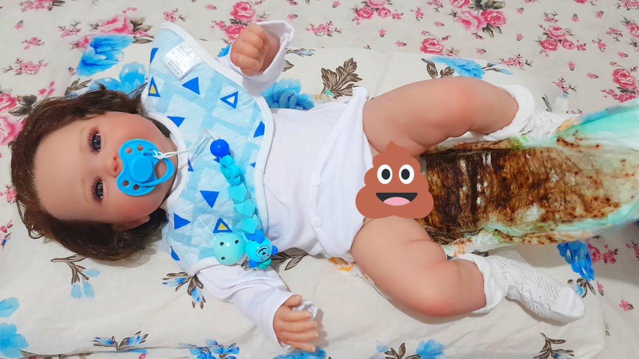 BEBÊ REBORN NOAH TEVE DOR DE BARRIGA E FEZ MUITO COCÔ 💩 💩 💩  - BEBÊ REBORN FICOU COM DIARREIA 💩
