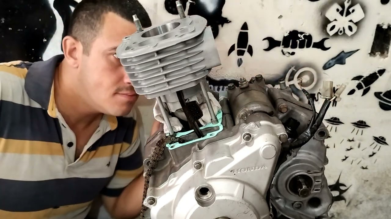 como montar a parte de cima da Titan 160 Bros 160 e fan 160 e tirar a fumaça
