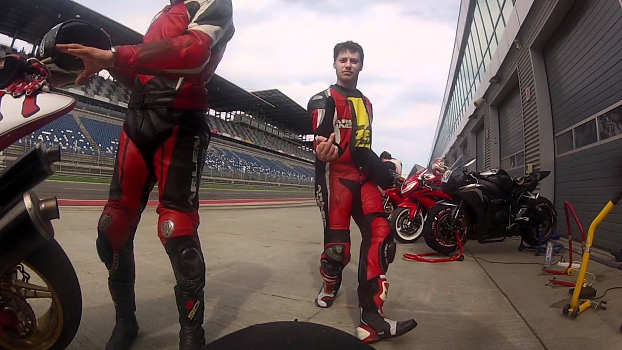 Saisonstart auf dem Lausitzring HPS-racing.de