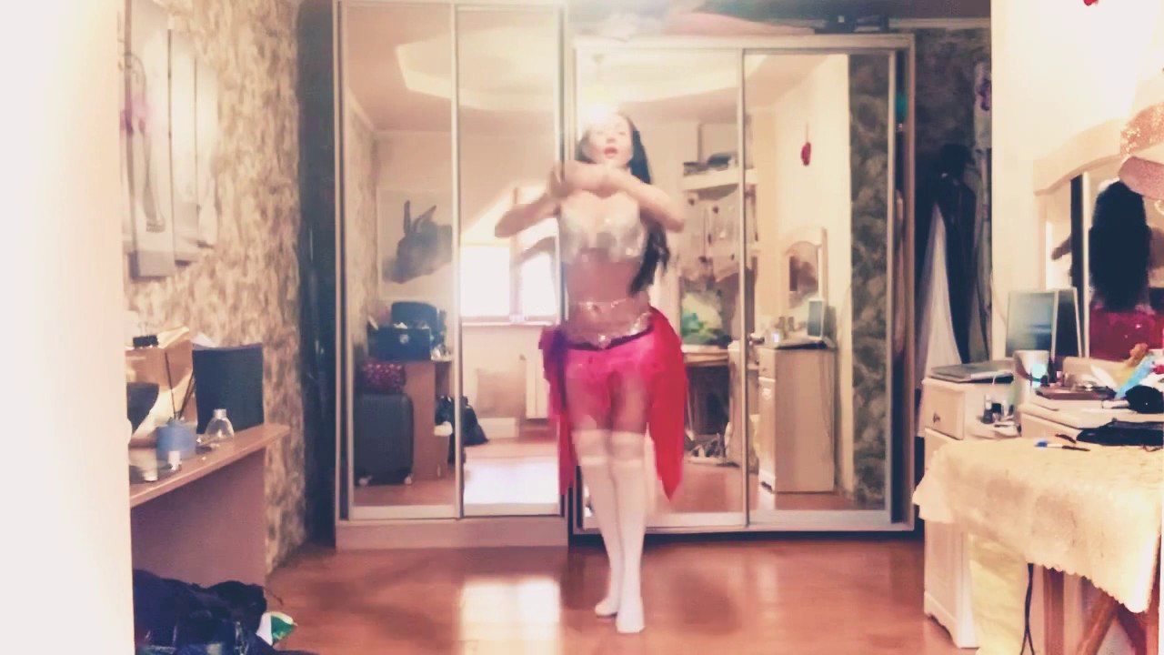 Bellydance with  song “wasafouli eyounak