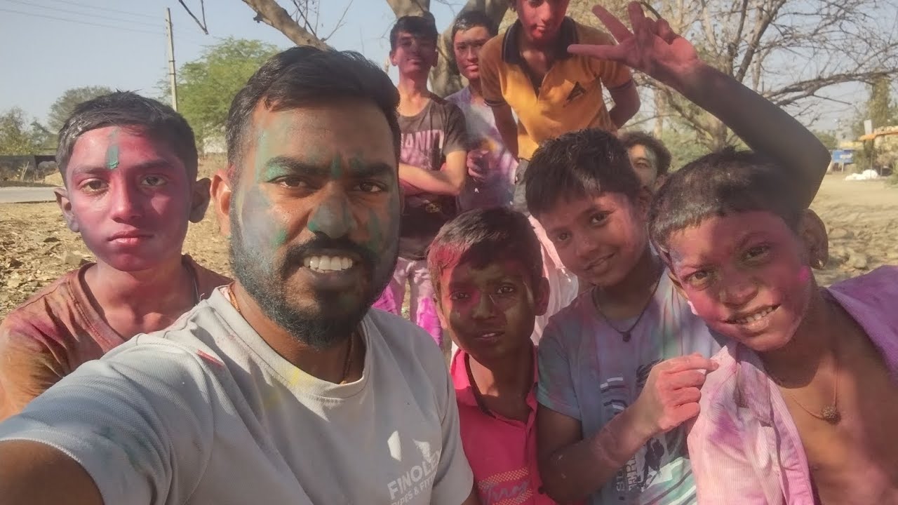 लामजना रंग पंचमी नुसते अंडे फोडले राव 😂🥳🥳 #trendingvlogs #funny #viralvlogs #होली 