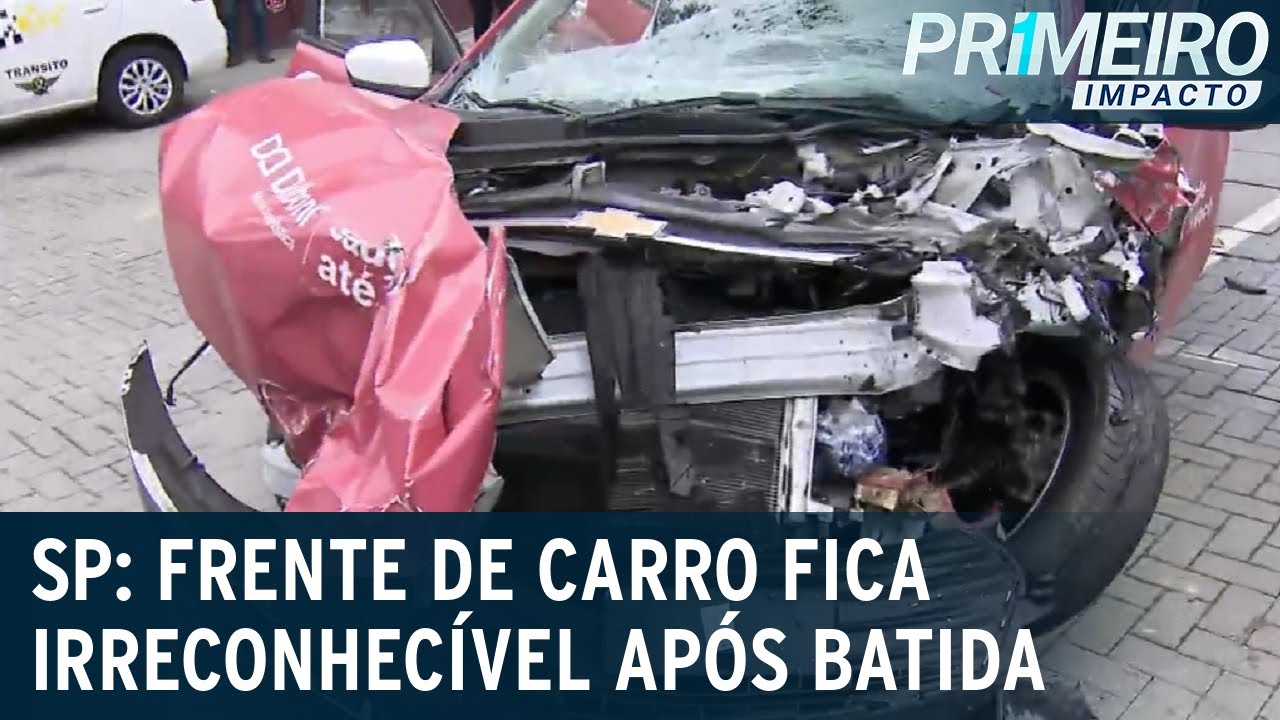 Frente de carro fica retorcida e destru&iacute;da ap&oacute;s acidente em SP | Primeiro Impacto (10/01/23)
