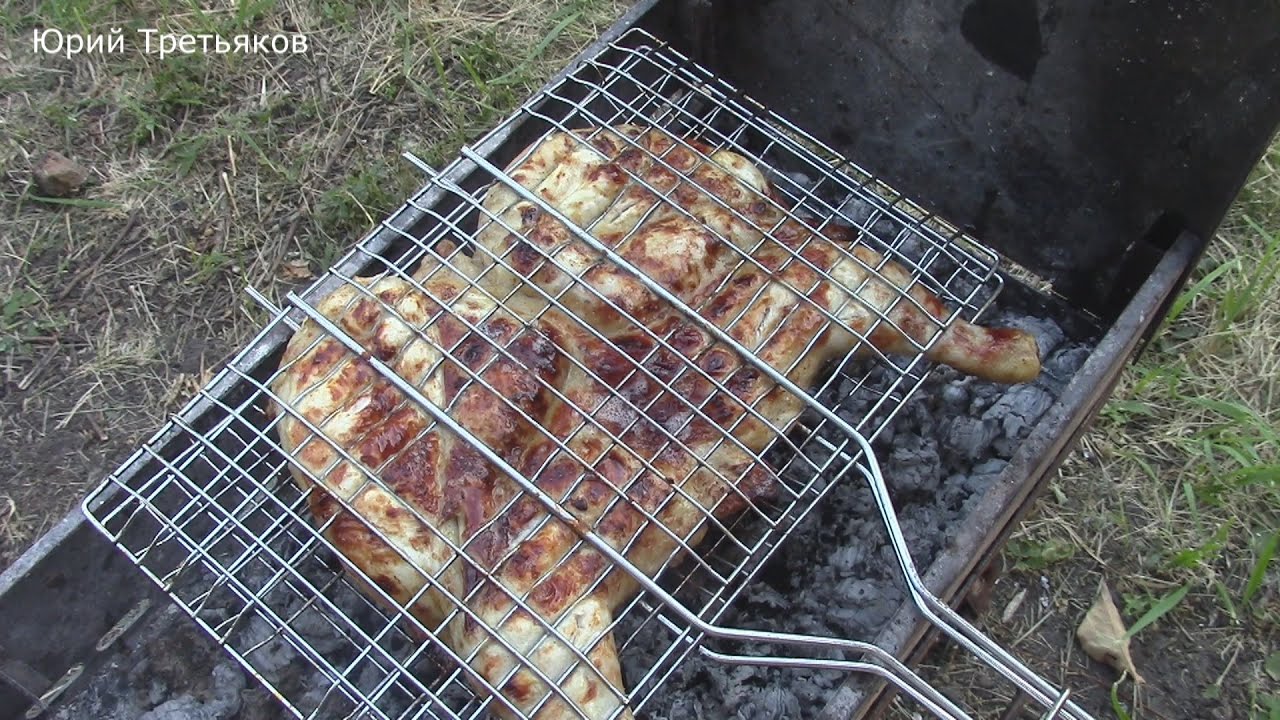 Рецепт вкусной и сочной Курицы на мангале. Как приготовить цыпленка табака на углях. + вкусный соус.