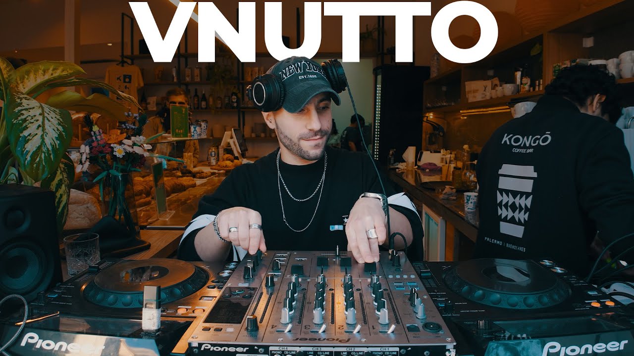Vnutto &mdash; Gregoria Session #82 [Funky / Deep House]