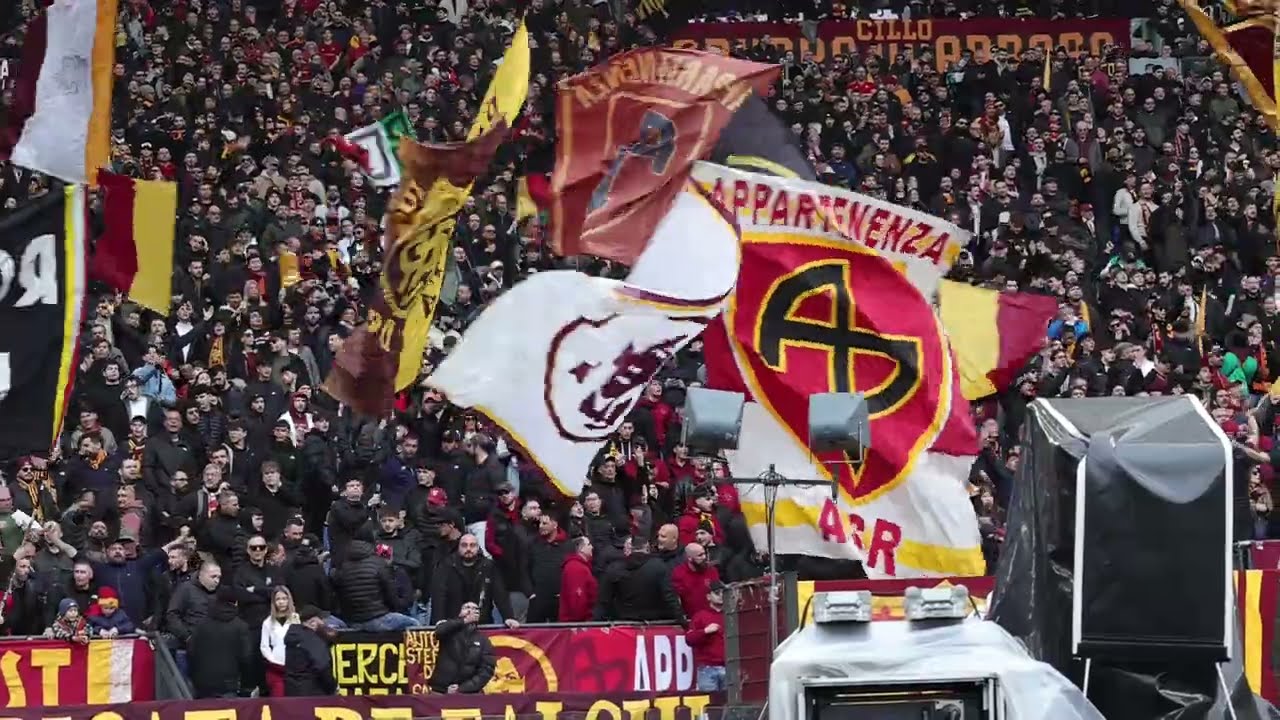 I CORI DELLA CURVA SUD DI ROMA // ULTRAS ROMA