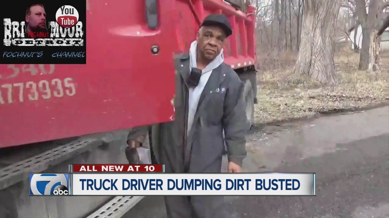 Dump truck dumper caught on video