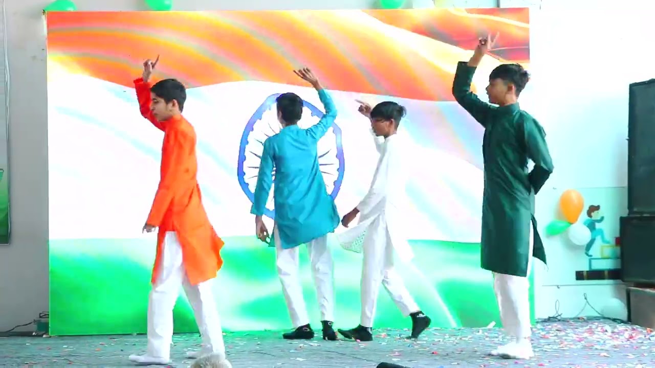 Hindu-Muslim-Sikh-Isai patriotic performance 