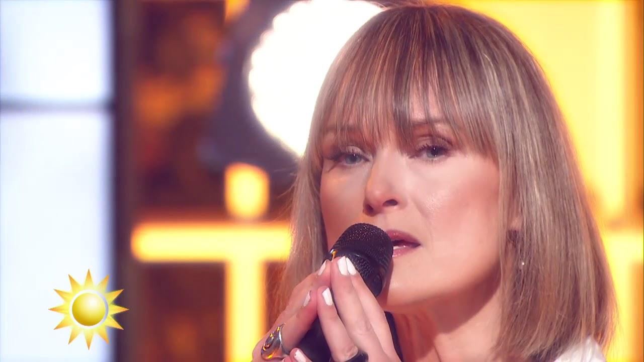 CajsaStina Åkerström & Jack Vreesvijk - Balladen om Fredrik Åkare  - Nyhetsmorgon (TV4)