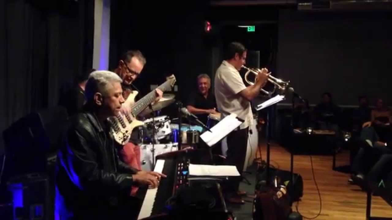 No Pals y Latinum músicos de LM: Francisco Loyo / Lalo Carrillo / Tommy Aros / Berimbau / Bossa Nova