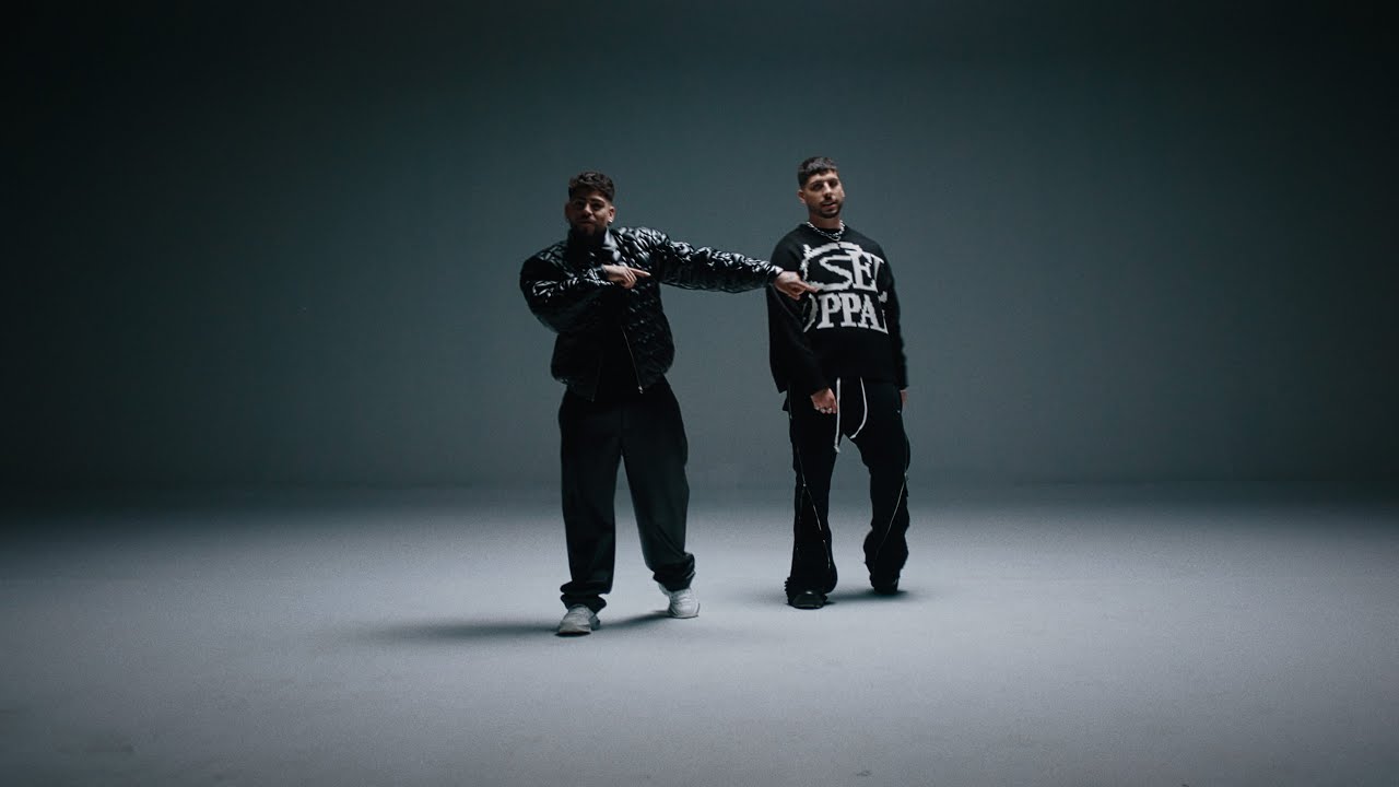 Matt Hunter, Gino Mella - M&aacute;s Risa Menos Pena ᐸ3 (Video Oficial)