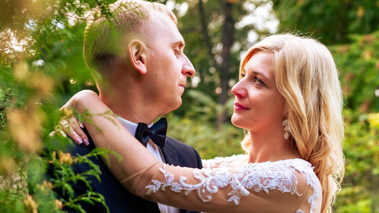 Ten teledysk ślubny  Moniki & Łukasza to Mistrzostwo! Odkryj jakie niezwykłe elementy go wyr&oacute;żniają!