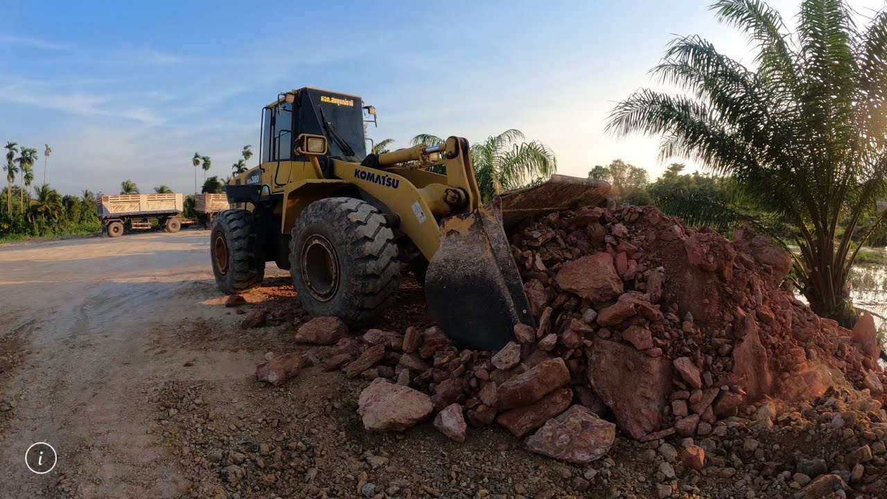รถตัก komatsu wa380 ดันดินงานถมที่ รถพ่วง hino380 isuzu270 จัดเต็มดินด่วน ByDaWin