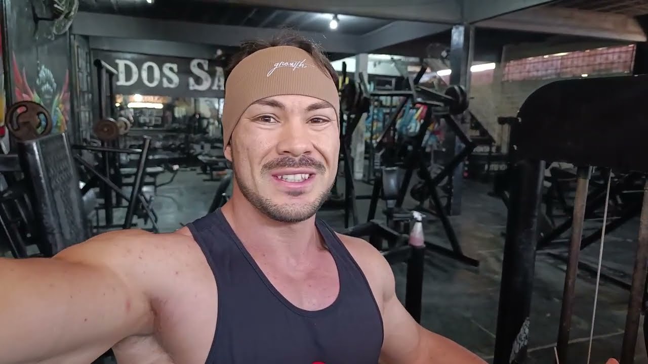 PORTEIRO DE COLÉGIO RUMO AOS PALCOS, ULTIMO TREINO.
