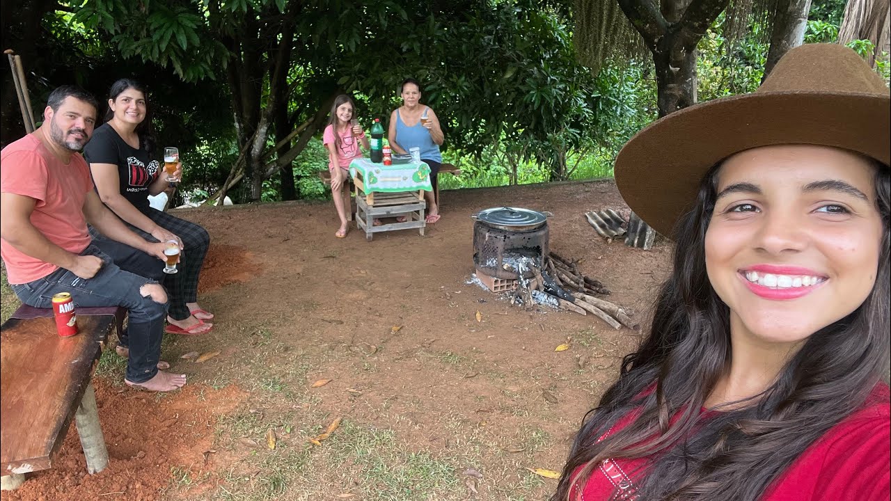 FIZEMOS ARROZ CARRETEIRO NO DOMINGO DEBAIXO DE CHUVA