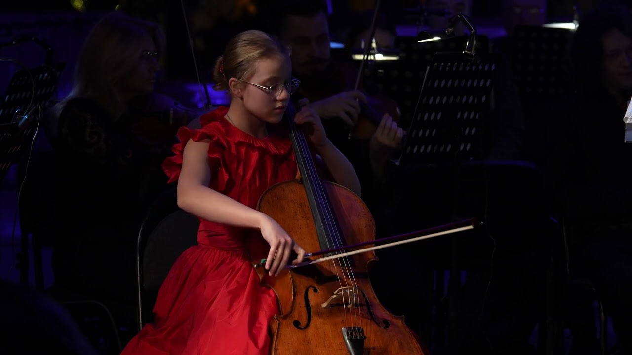 Zoia Dudenkova - Concert Polonaise, Op.14 (Popper, David) Conductor S.Miheev