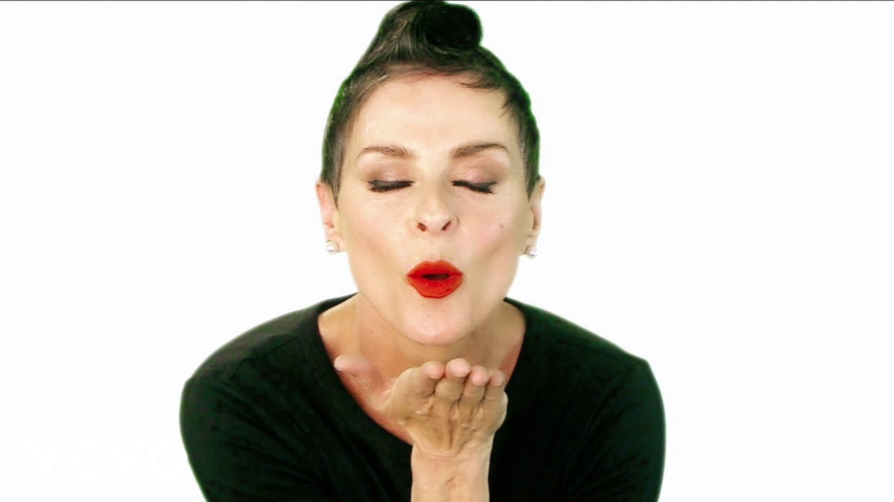Lisa Stansfield - Never Ever (Official Video)