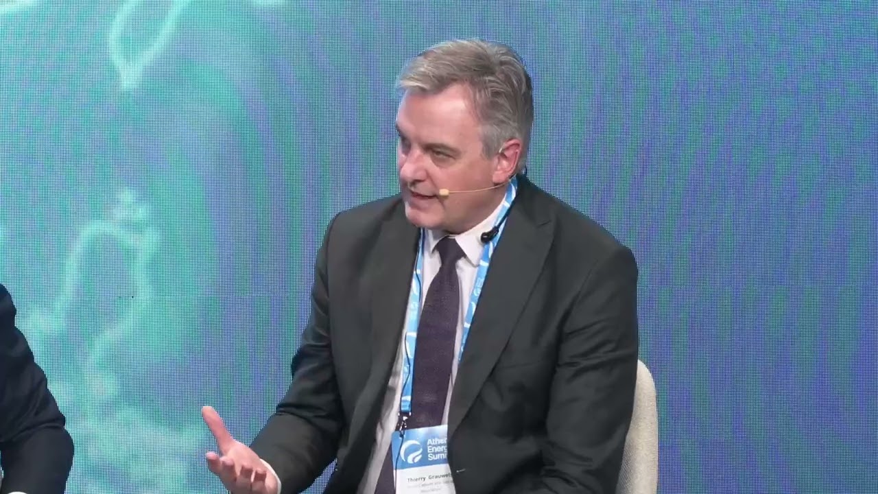 The construction issue: Large-scale energy infrastructure, financing and project delivery