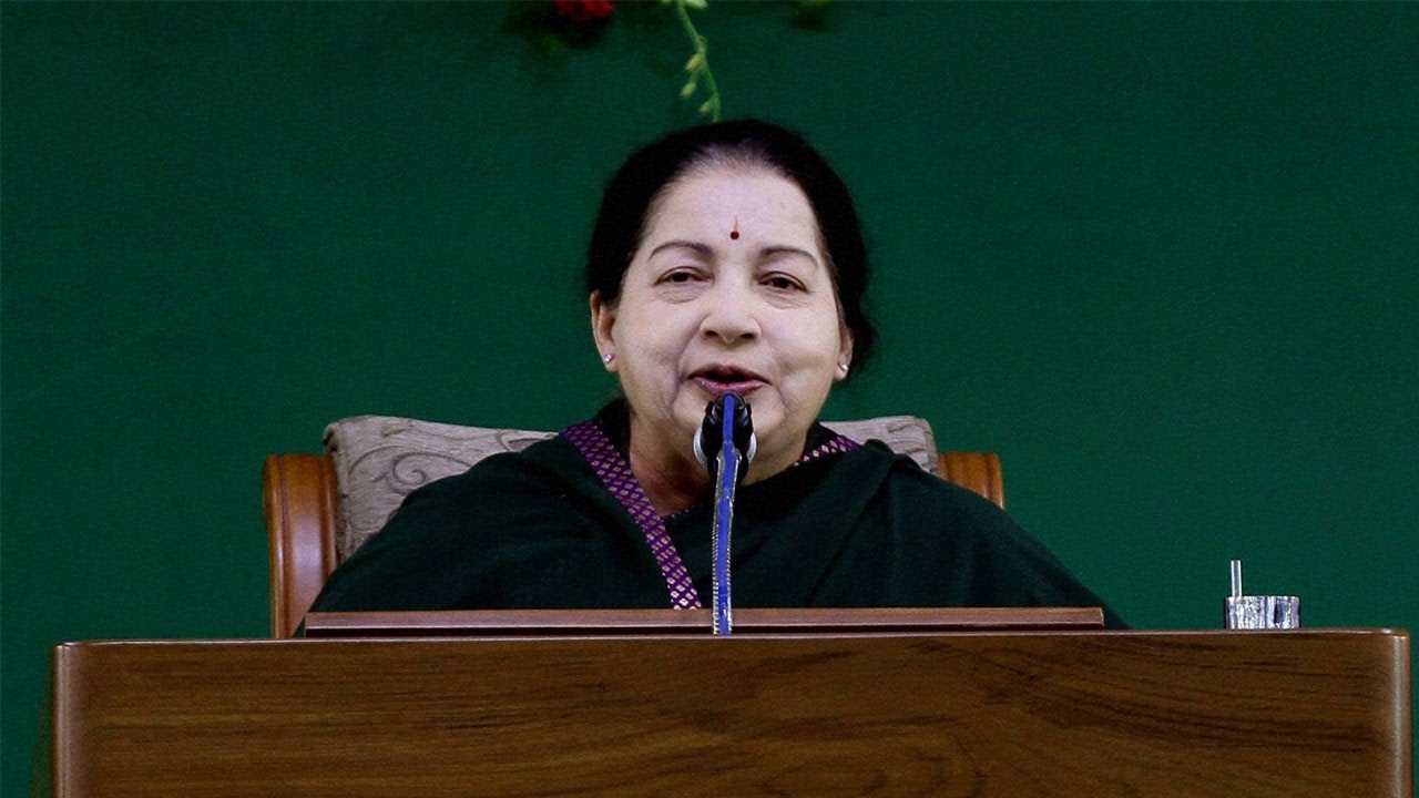 Jayalalithaa's ill health : Advocate files petition seeking health report | Oneindia News