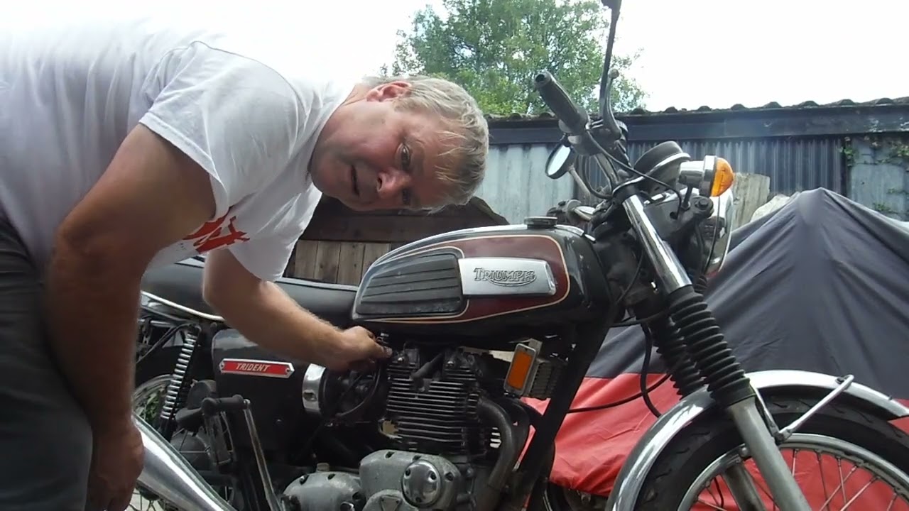 Triumph Trident T150V first attempt to start in over 2 years - will it run?