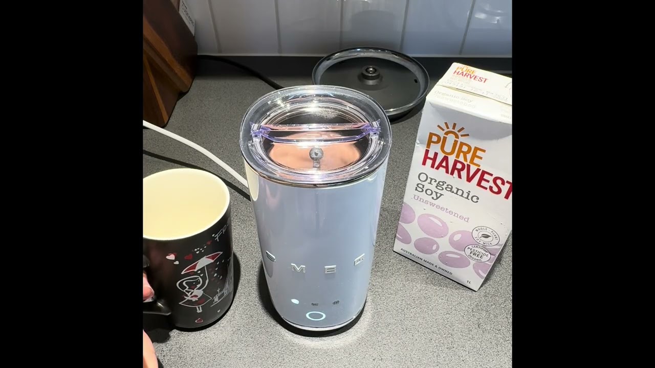 SMEG Style Milk Frother for a 2-minute Godiva hot chocolate