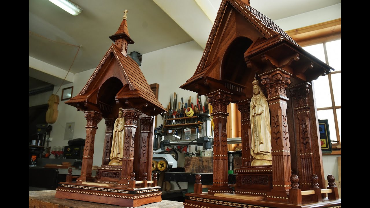 WOODEN CHAPEL / KAPLICZKA DREWNIANA