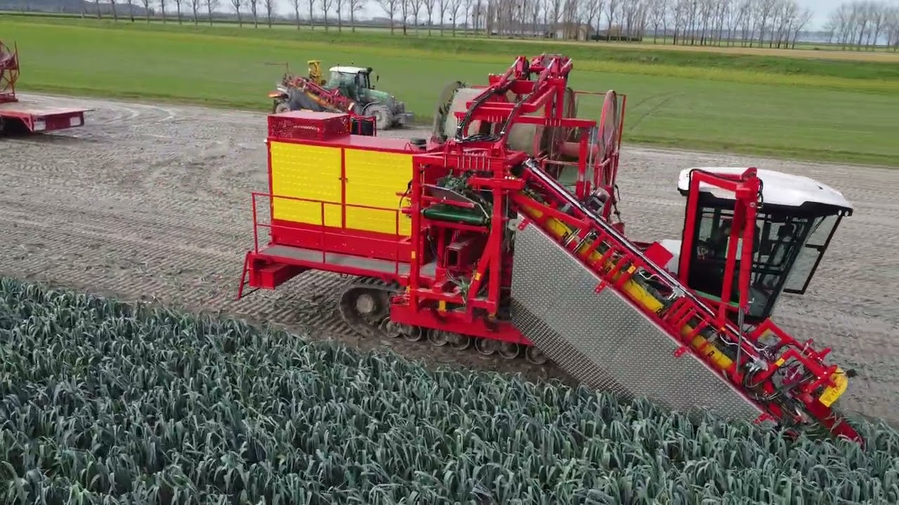 Preirooier Verhoest, Leekharvester, R&eacute;colteuse de poireaux en bobine