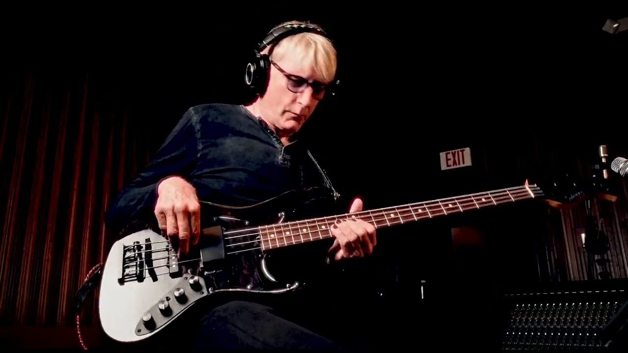 Justin Johnson - TUNING Open E E B E G B E