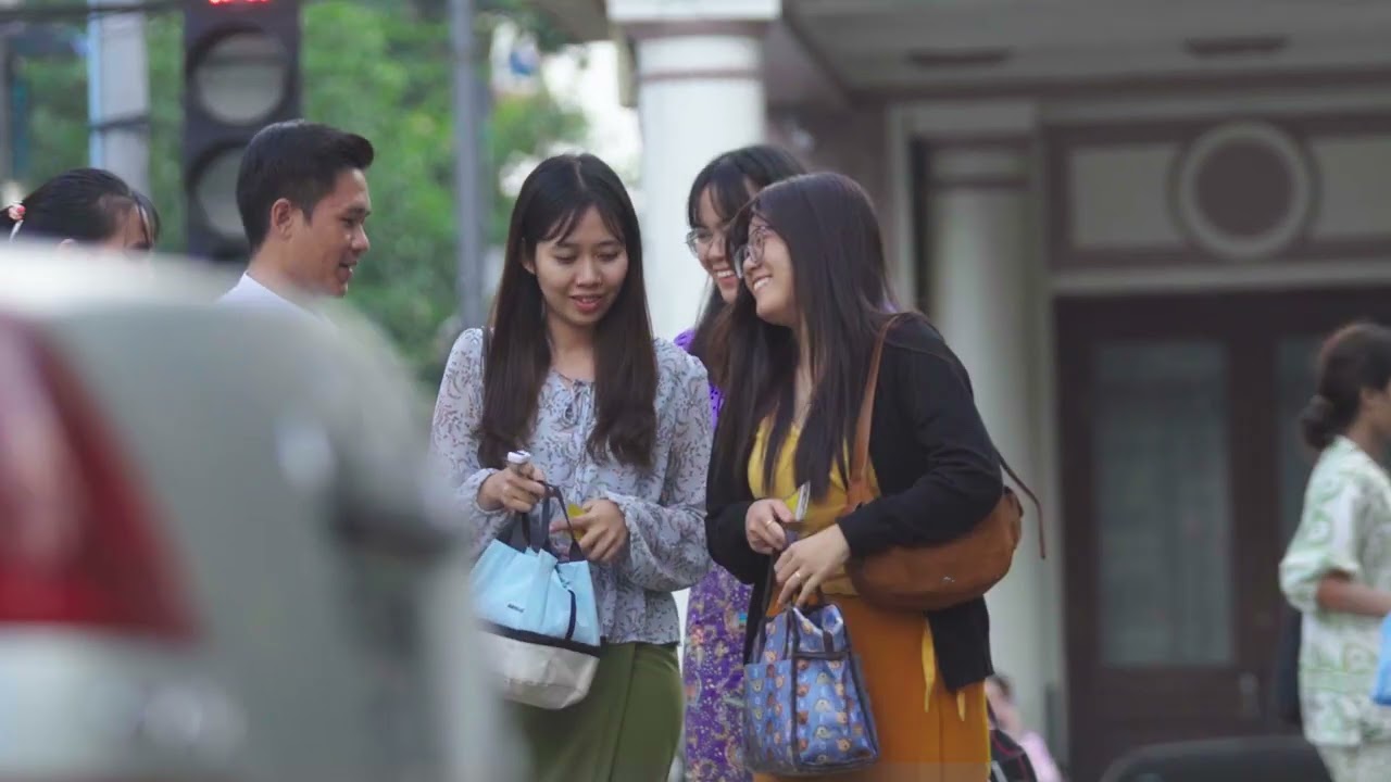 ကျနော် ပိုက်ဆံကောက်ရသောအခါ…