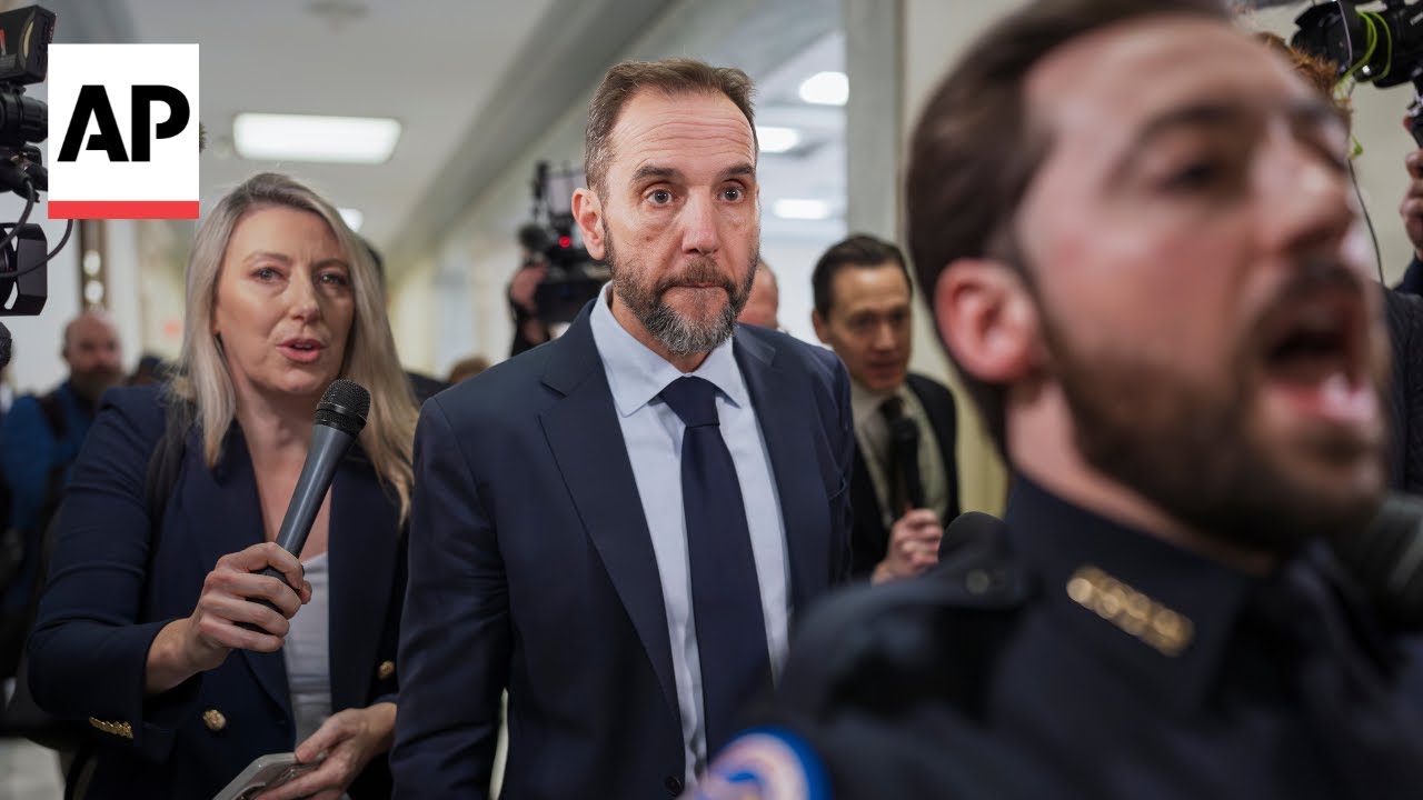 Jack Smith ignores questions after testifying before Congress