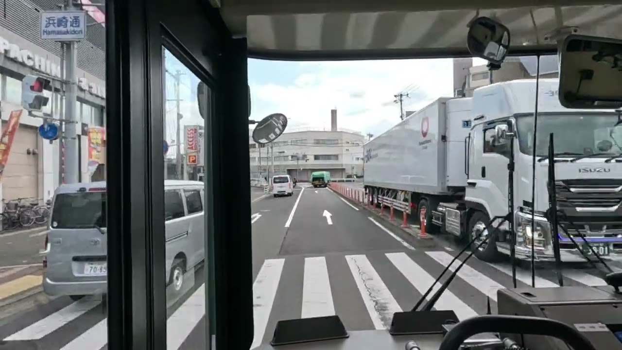 前面展望神戸市バス95系統神戸駅前⇒松原通5丁目⇒新長田駅前経由神戸駅前行き（2024年3月31日日）をもって廃止　松原営業所465