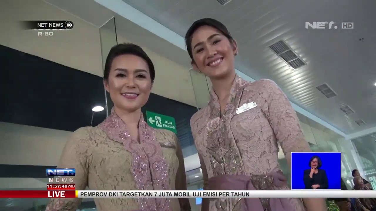 Seragam Baru, Pramugari Garuda Pakai Kebaya - NET NEWS