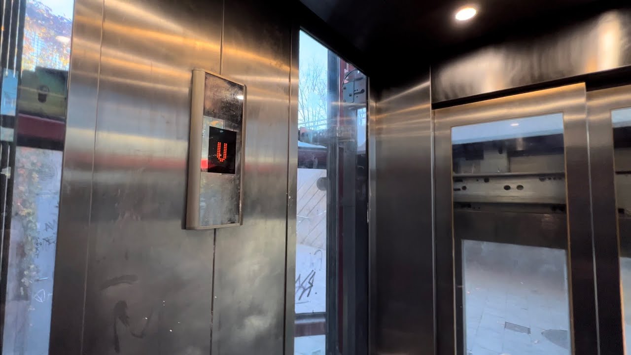 2011 KONE MonoSpace MRL Traction Elevator @ Arenavägen 11, Stockholm, Sweden.