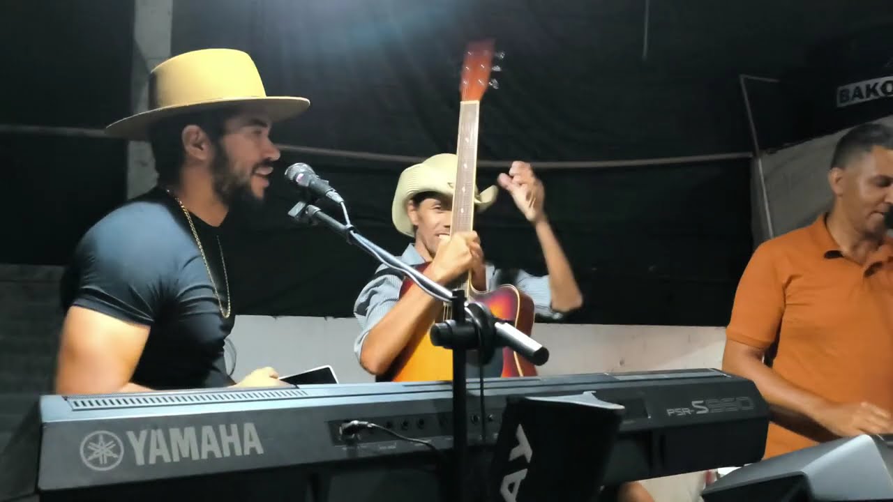 FORROZÃO COM DALMIR & WEID LEMOS DOS TECLADOS NO SALÃO DO MANINHO