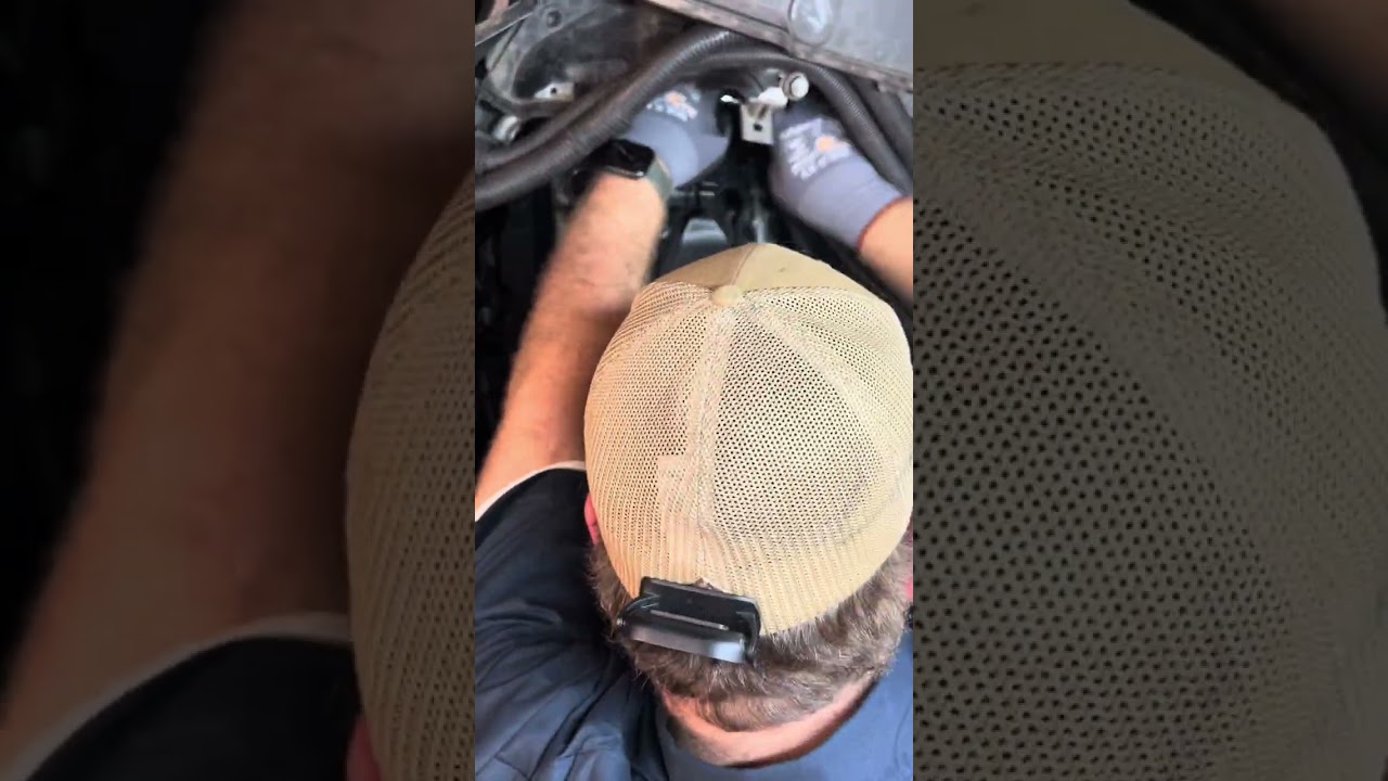 BMW X5 N55 Valve Cover Replacement in 9 Minutes!