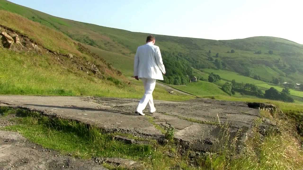 Rob Gould. The Broken Road.