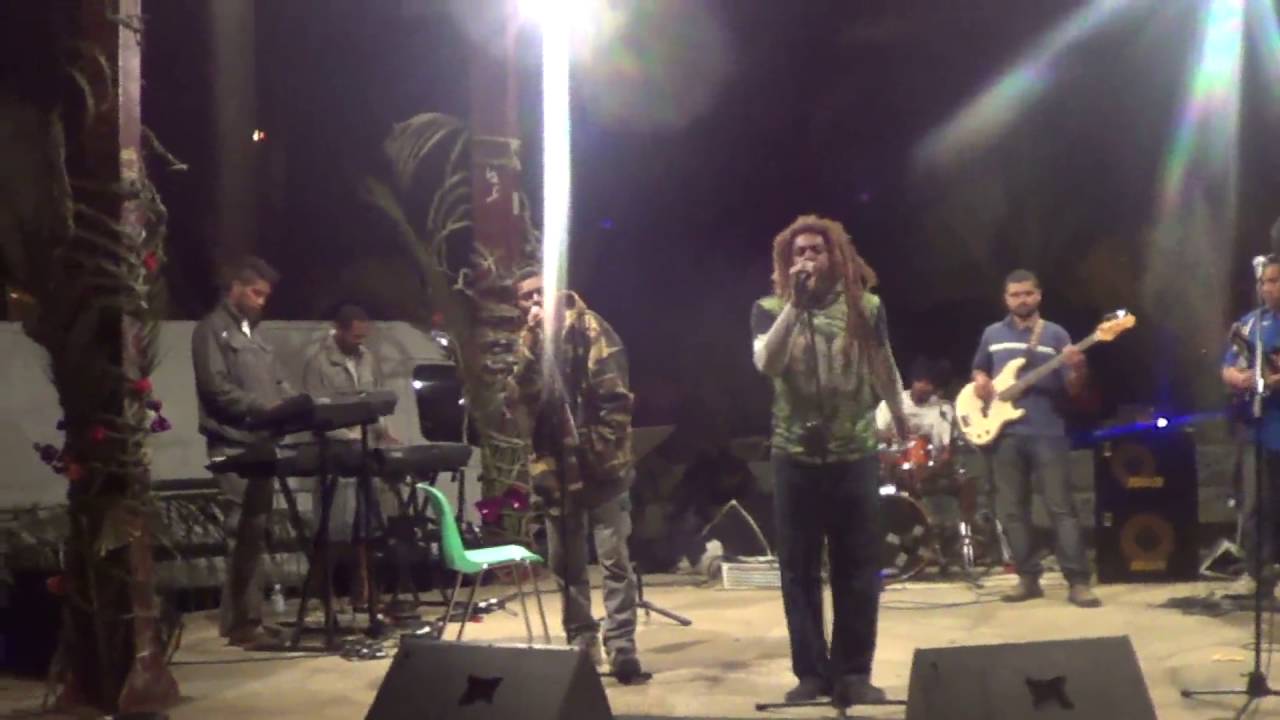 Je l'aime ♫♪ ♥♥♥ TSB chez eux à TSB