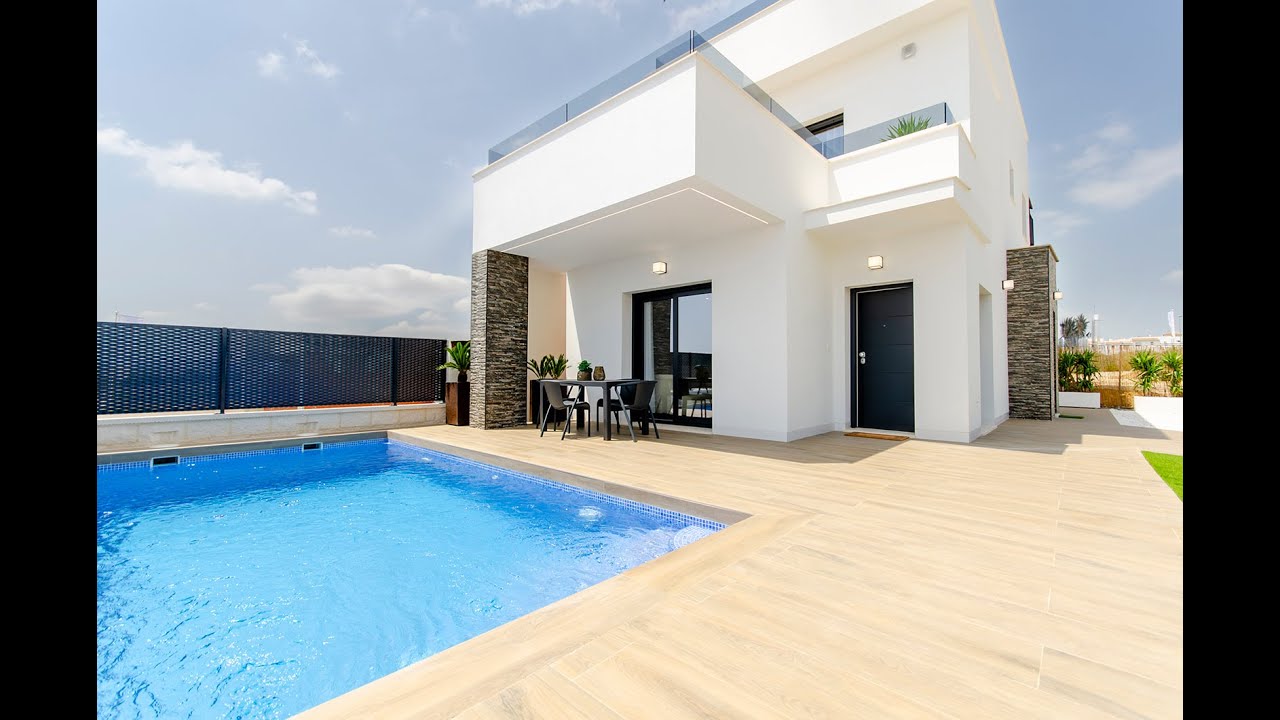 Modern newbuilt villa with pool in Vistabella Golf
