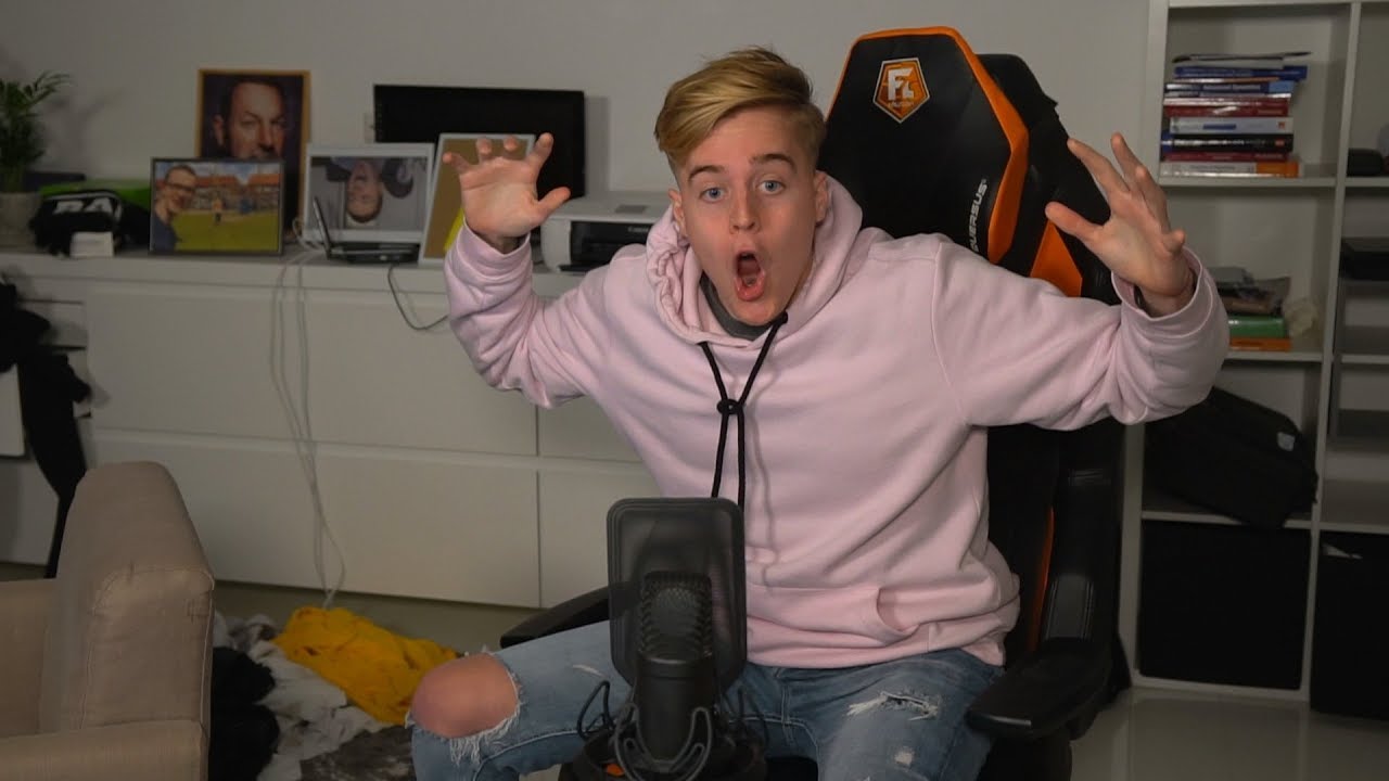 Talentloze jongeman (24) opent w&eacute;&eacute;r packs
