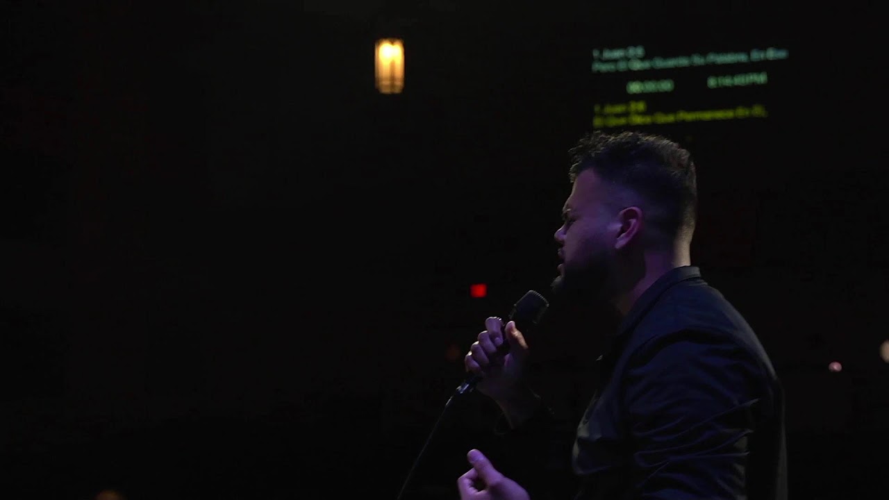 ADORACIÓN EN VIVO