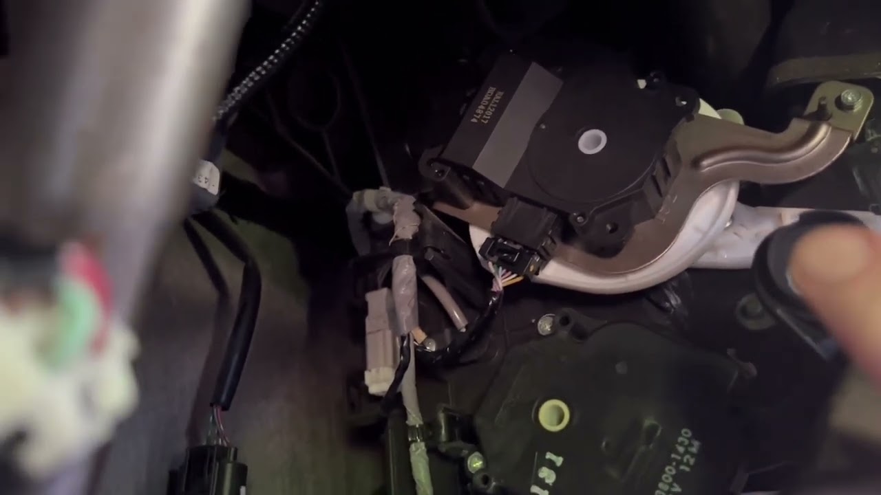 2011-2017 Honda Odyssey HVAC Diverter Replacement