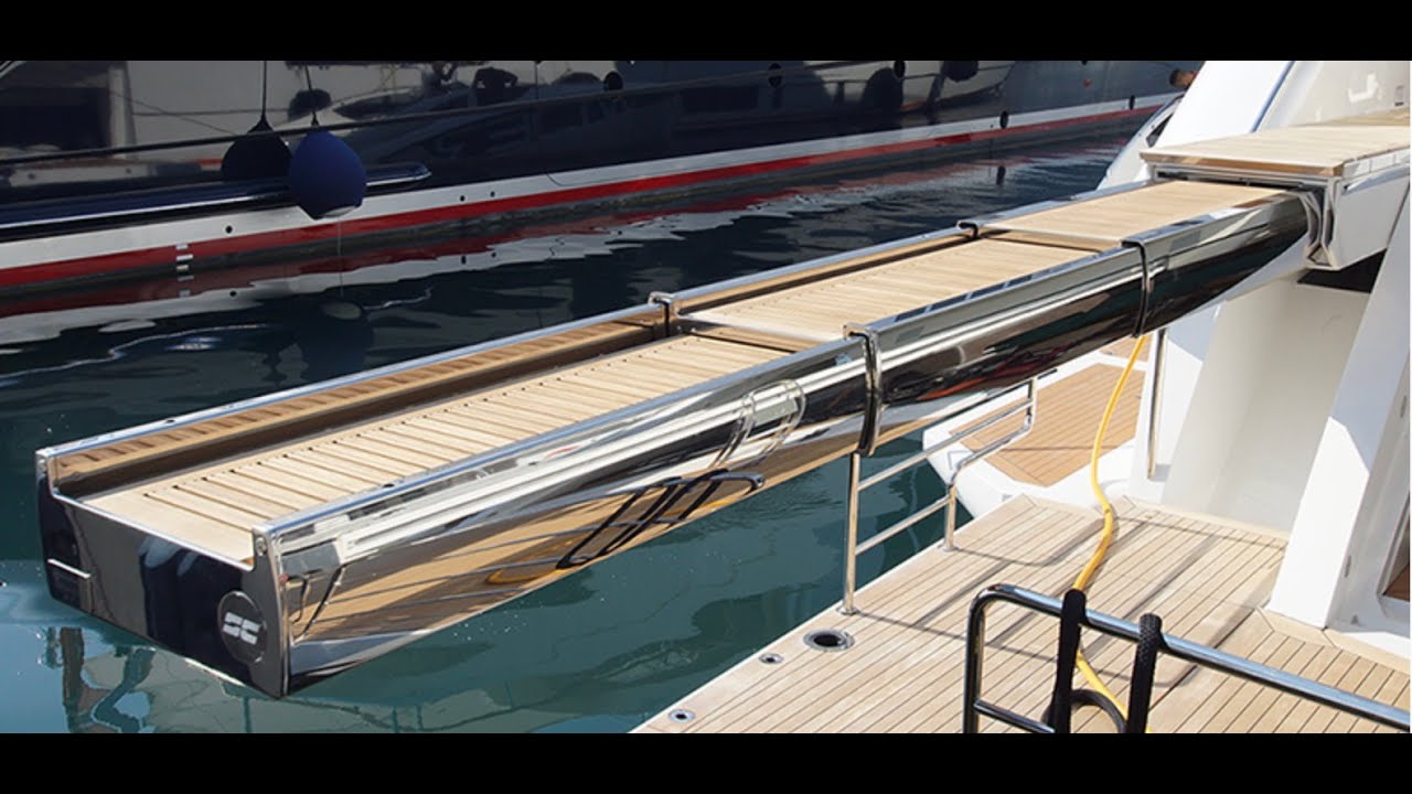 Installing a superyacht Passerelle/Gangway
