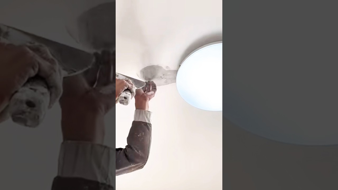 Comment combler un trou dans un plafond ?