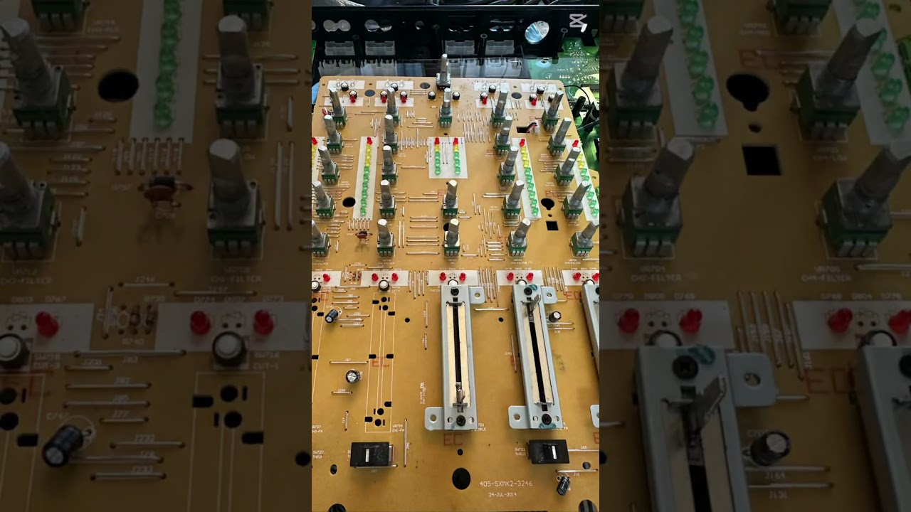 Pioneer DDJ-SX2 crossfader and channel faders issues